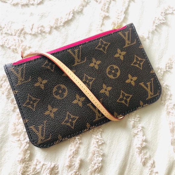 Neverfull pm wristlet - Picture 1 of 6